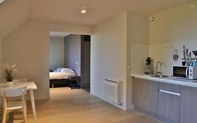 Woestyne Business & Leisure Apartments Cleythil